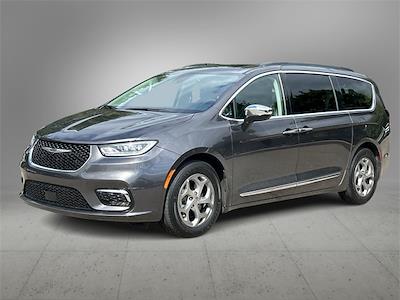 Used 2023 Chrysler Pacifica Limited FWD, Minivan for sale #PR520853P - photo 1