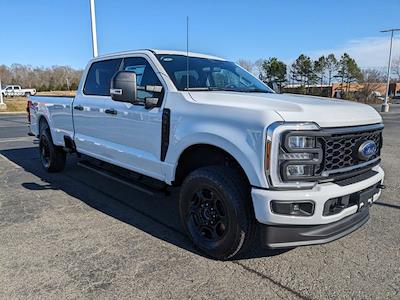 2024 Ford F-250 Crew Cab SRW 4WD, Pickup for sale #T248070 - photo 1