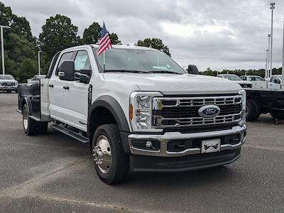 2024 Ford F-450 Crew Cab DRW 4WD, Flatbed Truck for sale #T248193 - photo 1