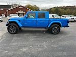 Used 2023 Jeep Gladiator High Altitude Crew Cab 4WD, Pickup for sale #LE10067E - photo 7