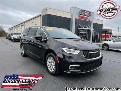 Used 2023 Chrysler Pacifica Touring L FWD, Minivan for sale #LE11070E - photo 1