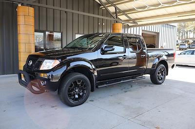 Used 2018 Nissan Frontier SV Crew Cab 4x4, Pickup for sale #23354P - photo 1