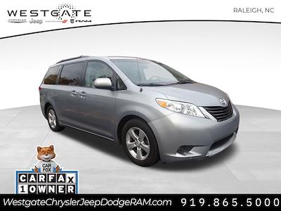 2013 Toyota Sienna 4x2, Minivan for sale #27142P - photo 1