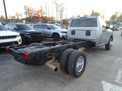 2022 Ram 3500 Regular Cab DRW 4x2, Cab Chassis for sale #27945P - photo 2