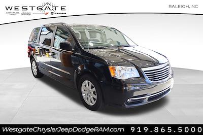 Used 2016 Chrysler Town and Country FWD, Minivan for sale #27960P - photo 1