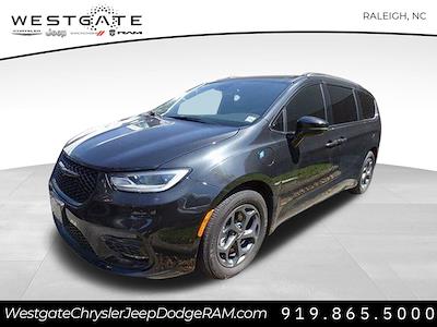 Used 2021 Chrysler Pacifica Limited FWD, Minivan for sale #C39153A - photo 1