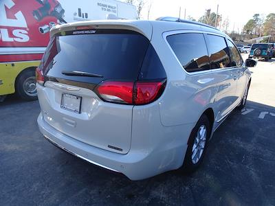 Used 2020 Chrysler Pacifica Touring L FWD, Minivan for sale #C42704A - photo 2