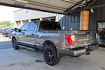 Used 2018 Nissan Titan XD SV Crew Cab 4x4, Pickup for sale #J42083B - photo 4