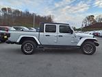 Used 2023 Jeep Gladiator Overland Crew Cab 4x4, Pickup for sale #4U1059 - photo 22