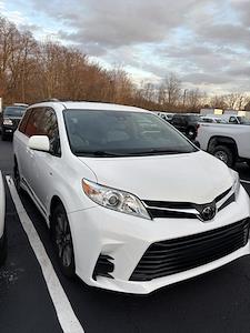 Used 2018 Toyota Sienna LE 4x4, Minivan for sale #P1174 - photo 2