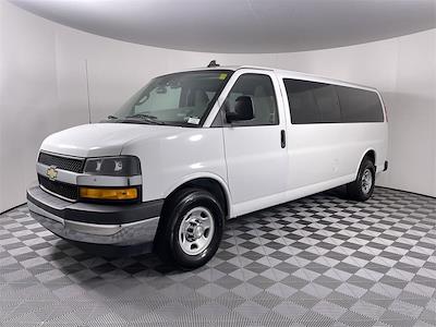 2019 Chevrolet Express 3500 SRW 4x2, Passenger Van #C7834 - photo 1