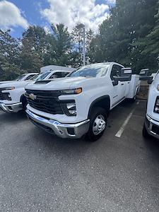 New 2024 Chevrolet Silverado 3500 Work Truck Crew Cab 4WD, 9' Reading SL Service Body Service Truck for sale #1F7001 - photo 1