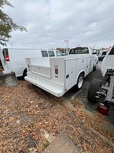 New 2024 Chevrolet Silverado 5500 Work Truck Regular Cab RWD, 11' Reading SL Service Body Service Truck for sale #1N6518 - photo 2