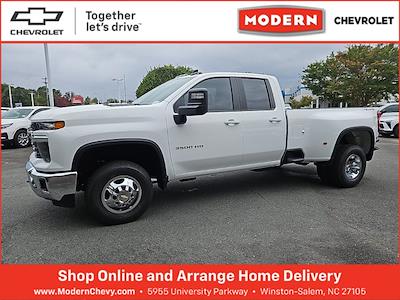 2025 Chevrolet Silverado 3500 Double Cab 4WD, Pickup for sale #1N7055 - photo 1