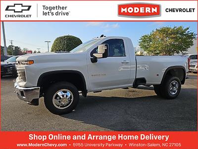 2025 Chevrolet Silverado 3500 Regular Cab 4WD, Pickup for sale #1N7105 - photo 1