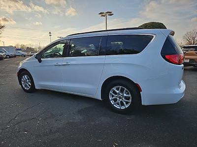 Used 2021 Chrysler Voyager LXI FWD, Minivan for sale #1N7639A - photo 2