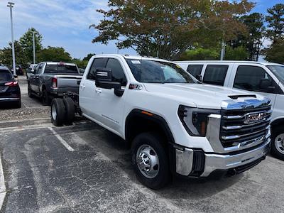 New 2024 GMC Sierra 3500 SLE Double Cab 4WD, Cab Chassis for sale #T5887 - photo 1