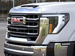 New 2025 GMC Sierra 2500 SLT Crew Cab 4WD, Pickup for sale #T6514 - photo 13