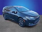 Used 2018 Chrysler Pacifica Touring L Plus FWD, Minivan for sale #BU3467A - photo 4