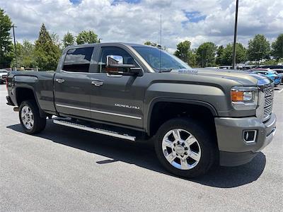 2018 GMC Sierra 2500 Crew Cab SRW 4WD, Pickup for sale #PGC24233Y - photo 1