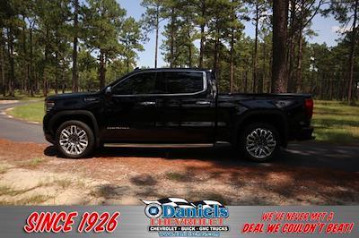 2023 GMC Sierra 1500 Crew Cab 4WD, Pickup for sale #258292 - photo 1