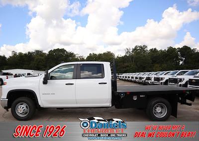 New 2024 Chevrolet Silverado 3500 Work Truck Crew Cab 4WD, Flatbed Truck for sale #422274 - photo 1