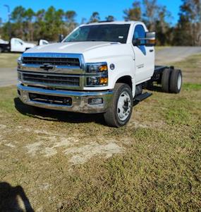 2023 Chevrolet Silverado 5500 Regular Cab DRW RWD, Cab Chassis for sale #519672 - photo 2