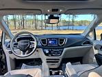 2018 Chrysler Pacifica FWD, Minivan for sale #553715A - photo 15