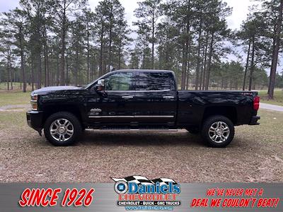 Used 2019 Chevrolet Silverado 2500 High Country Crew Cab 4x4, Pickup for sale #KF190875 - photo 1
