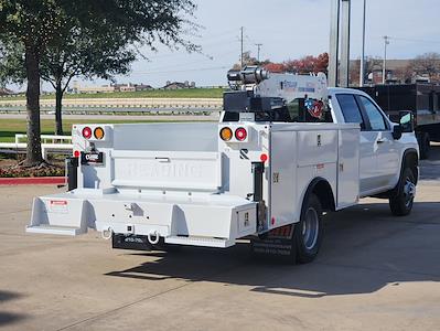 2024 Chevrolet Silverado 3500 Crew Cab 4x4, Reading Master Mechanic HD Crane Mechanics Body for sale #RF249688 - photo 2