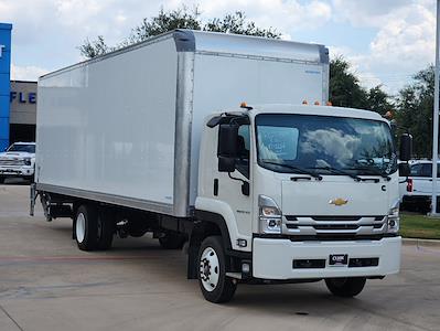 New 2024 Chevrolet LCF 6500XD Regular Cab 4x2, 30' Wabash Dry Freight Body Box Truck for sale #RSA03235 - photo 1