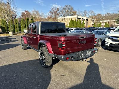 2021 Jeep Gladiator Crew Cab 4x4, Pickup for sale #FAU2280 - photo 2