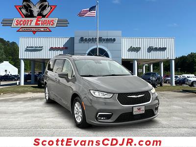 Used 2022 Chrysler Pacifica Touring L FWD, Minivan for sale #D6035 - photo 1