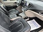 Used 2022 Chrysler Pacifica Touring L FWD, Minivan for sale #D6102 - photo 14