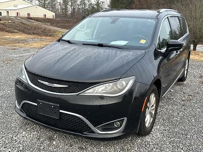 Used 2019 Chrysler Pacifica Touring L FWD, Minivan for sale #DI150A - photo 2