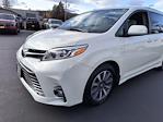 2018 Toyota Sienna 4x4, Minivan for sale #W5113A - photo 5