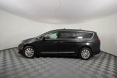 Used 2019 Chrysler Pacifica Touring L FWD, Minivan for sale #RN31420B - photo 2