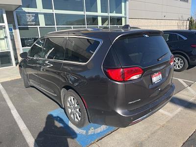 Used 2019 Chrysler Pacifica Touring L FWD, Minivan for sale #RN31850C - photo 2