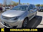 Used 2017 Chrysler Pacifica Limited FWD, Minivan for sale #FAJ5881A - photo 1