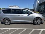Used 2017 Chrysler Pacifica Limited FWD, Minivan for sale #FAJ5881A - photo 4
