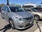 Used 2017 Chrysler Pacifica Limited FWD, Minivan for sale #FAJ5881A - photo 5
