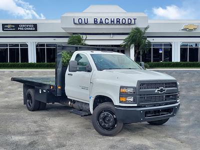 New 2024 Chevrolet Silverado 5500 Work Truck Regular Cab RWD, Flatbed Truck for sale #40403 - photo 1