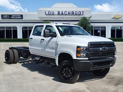 2024 Chevrolet Silverado 5500 Crew Cab DRW 4WD, Cab Chassis for sale #40641 - photo 1