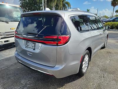 2021 Chrysler Pacifica FWD, Minivan for sale #TP534634 - photo 2