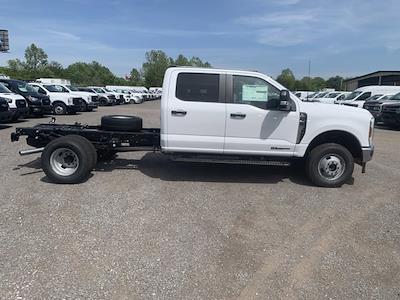 2024 Ford F-350 Crew Cab DRW 4WD, Cab Chassis for sale #30932 - photo 1