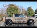 Used 2022 Nissan Frontier Crew Cab 4WD, Pickup for sale #32588-1 - photo 6