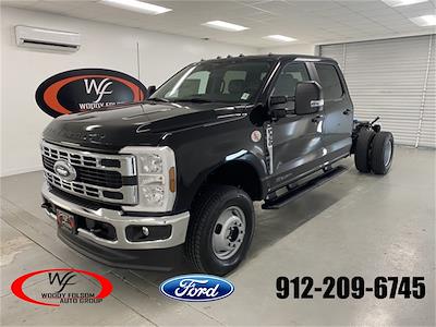 New 2024 Ford F-350 Crew Cab 4x4, Cab Chassis for sale #FT081548 - photo 1