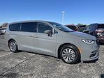 Used 2022 Chrysler Pacifica Touring L FWD, Minivan for sale #3116X - photo 1