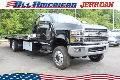 New 2022 Chevrolet Silverado 6500 Regular Cab 4WD, 22' Standard Duty Carriers Rollback Body for sale #22J567 - photo 1