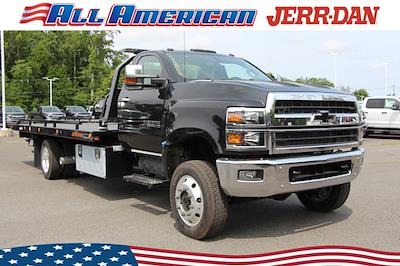 New 2022 Chevrolet Silverado 6500 Regular Cab 4WD, 22' Standard Duty Carriers Rollback Body for sale #22J576 - photo 1